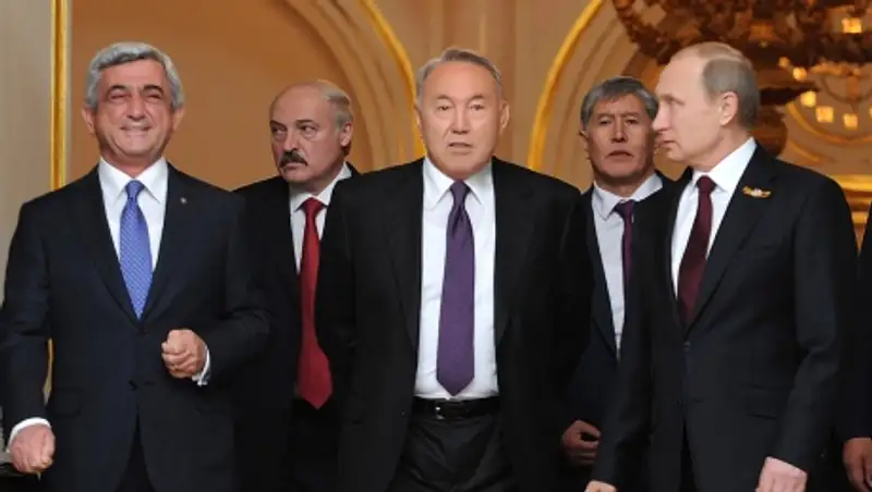 Назарбаев: Отмена таможни на границе с КР произойдет после оснащения внешних пунктов пропуска