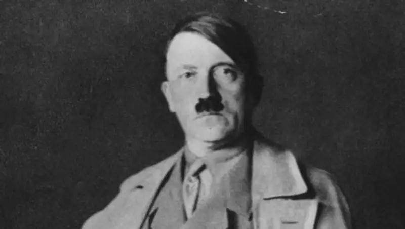 "Двойник" Гитлера арестован в Австрии за прославление нацизма