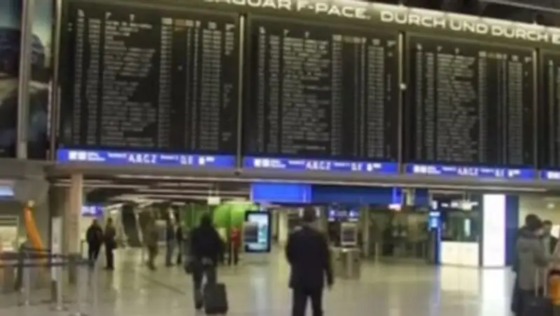 47 казахстанских туристов не впустили в Южную Корею