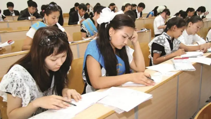 После окончания учебного года в Казахстане пройдут экзамены