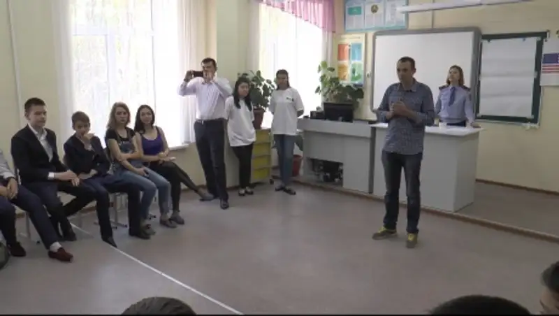 Кризисные центры и психологи подключились к работе с алматинскими подростками - ДВД