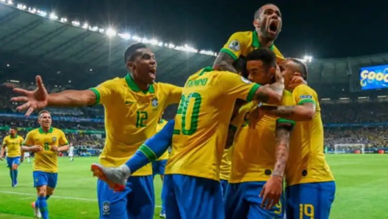 Сборная Бразилии впервые за 12 лет выиграла Кубок Америки