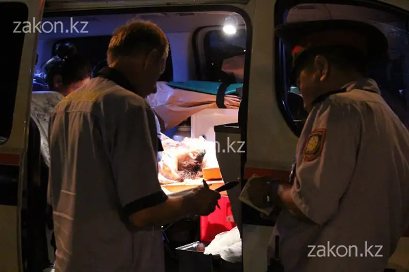 Еще одно жуткое ДТП с участием двухколесного транспорта произошло в Алматы (фото), фото - Новости Zakon.kz от 05.07.2013 16:30