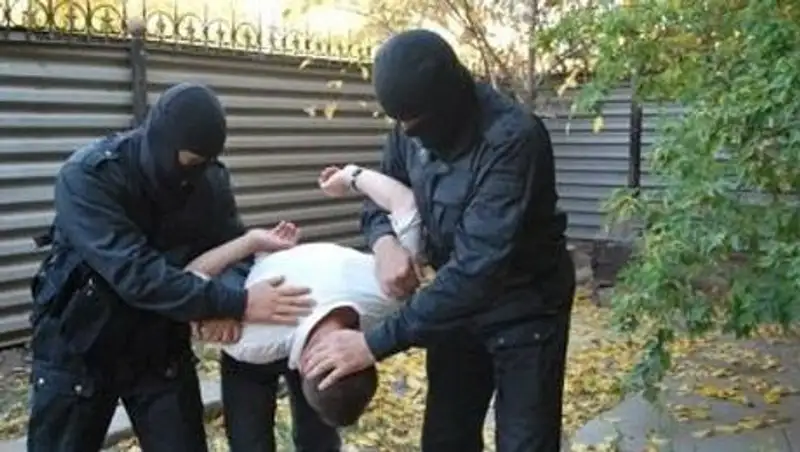 Полиция ЗКО задержала хулиганов, устроивших массовую драку на городском мероприятии