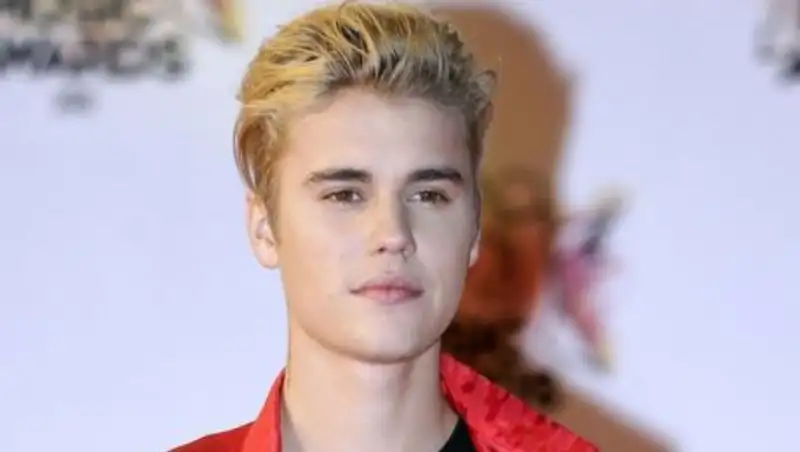 Фальшивого Джастина Бибера обвинили в сотнях домогательств к детям