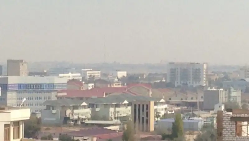 Актау вновь окутали запах гари и дымовая завеса