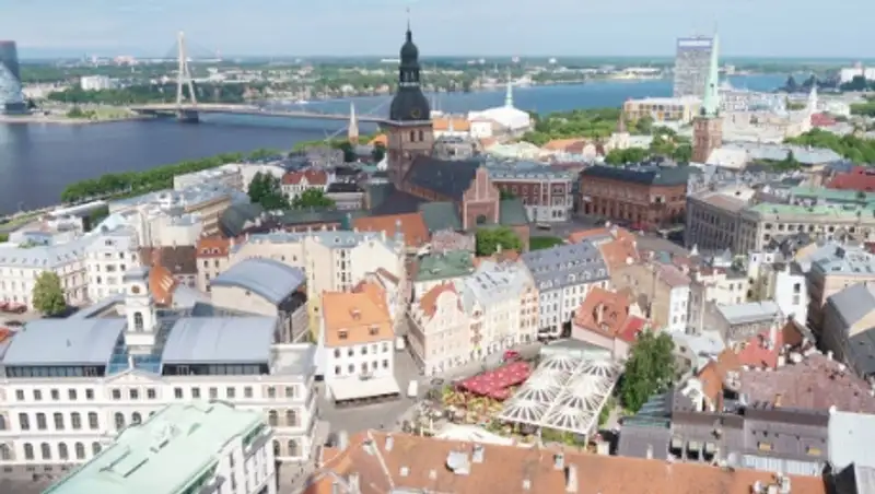 Премьер Литвы: Рига не рассматривала вопрос по поставкам оружия Киеву