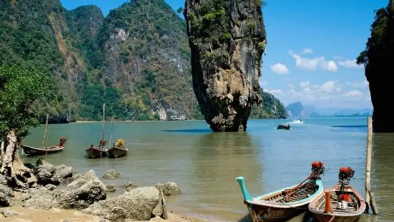 Таиланд закрывает для туристов еще три острова