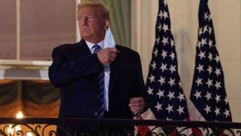 CNN назвал Белый дом рассадником коронавируса