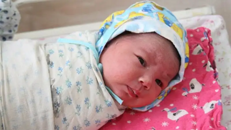 В Актау за неделю родилось более 80 малышей