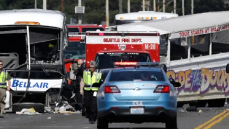 В результате крупного ДТП в американском штате Колорадо пострадали 12 человек