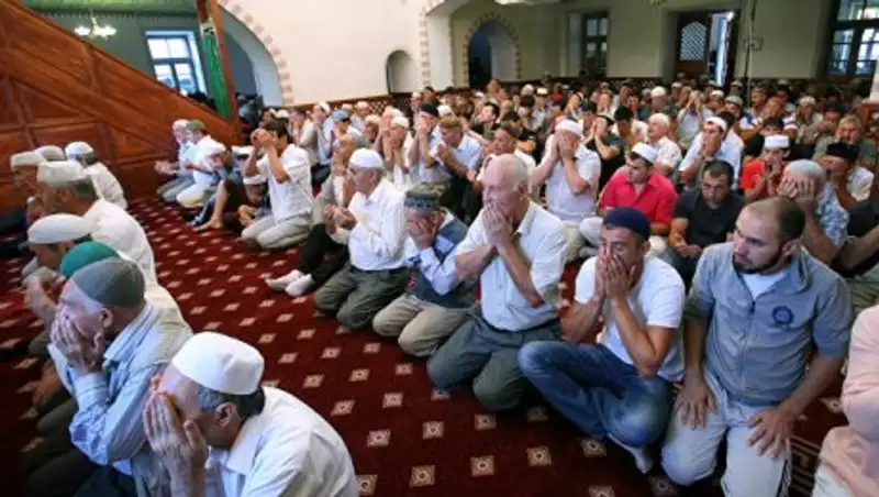 Крымские мусульмане празднуют Ураза-байрам