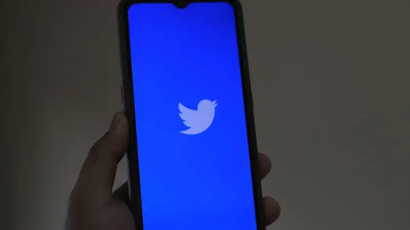 Twitter удалил "устаревшие" синие галочки