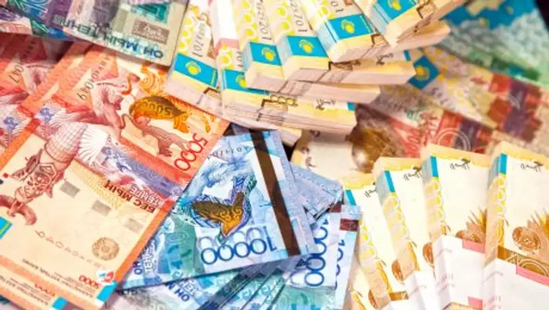 В Алматы пострадавшим в ДТП с автобусом и Мерседесом выплатят компенсацию