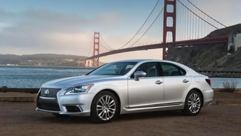 Новый Lexus LS покажут в октябре
