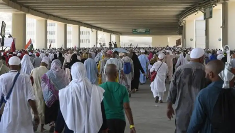 Казахстанские паломники возвращаются из Мекки