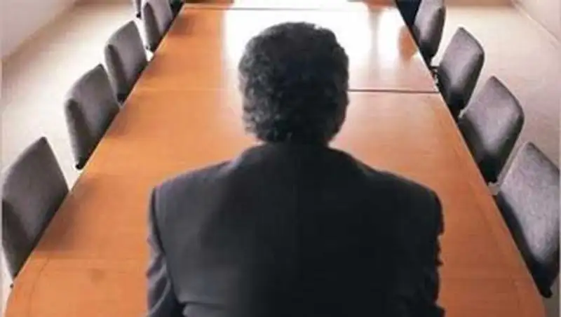 Сенатор призвал Правительство принять жесткие меры в отношении руководителей нацкомпаний