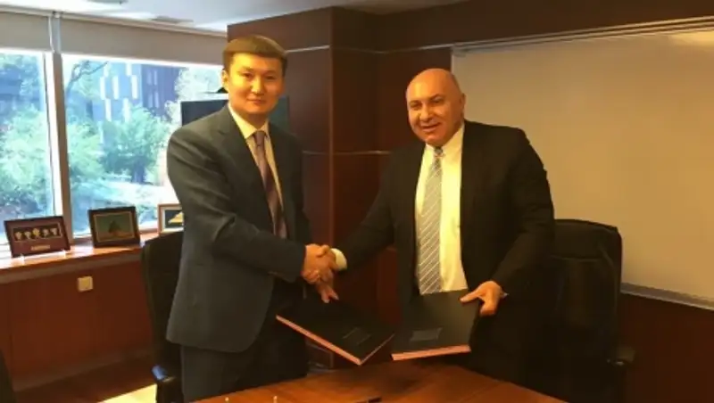 В Стамбуле проходит турецко-казахстанский бизнес-форум