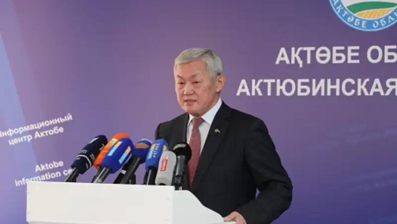 Сапарбаев объявил выговор главе управления земельных отношений