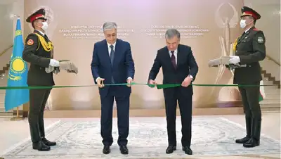 президенты, визит, встреча, фото - Новости Zakon.kz от 06.12.2021 18:58