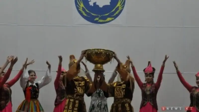 АНК - 20 добрых дел: В Акмолинской области оказана помощь 705 малообеспеченным семьям