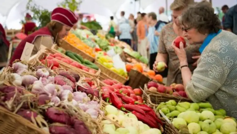 Почти 350 тонн сельскохозпродукции привезут фермеры ВКО на ярмарку в Астане