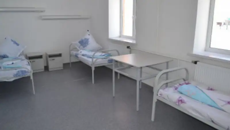 В Кыргызстане закрыли больницу после заражения медиков