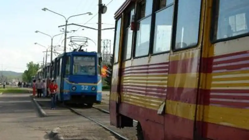 30-летняя жительница Усть-Каменогорска попала под колеса трамвая