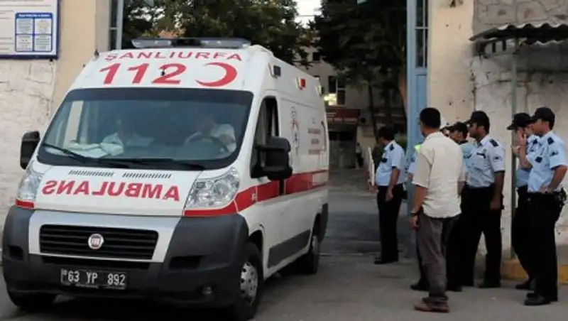 По меньшей мере один человек ранен при взрыве в Стамбуле