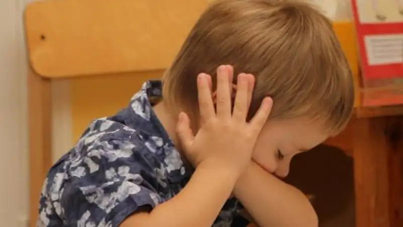 В детском саду Актобе трехлетний мальчик получил травму 