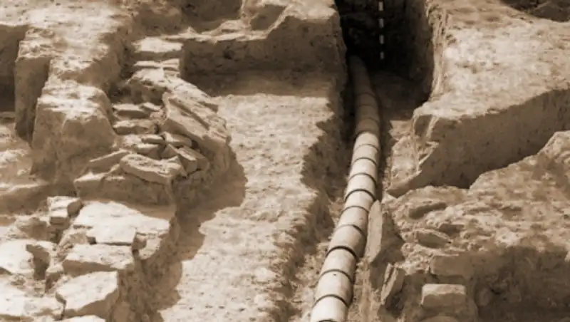 В Таразе древние постройки времен караханидов бросили под снегом