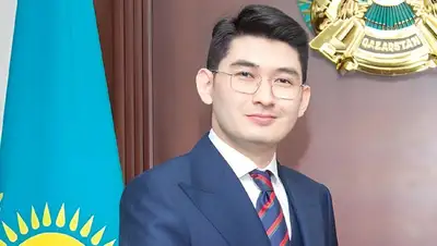 Исполнительный директор ОФ "Будущее без наркотиков выборы гражданская нация, фото - Новости Zakon.kz от 11.11.2022 17:47