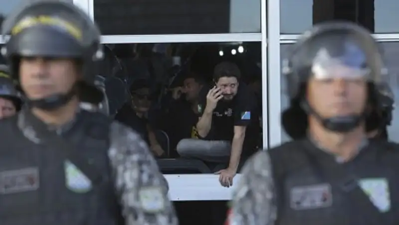 В Бразилии сотрудники тюрем заняли здание минюста, протестуя против пенсионной реформы