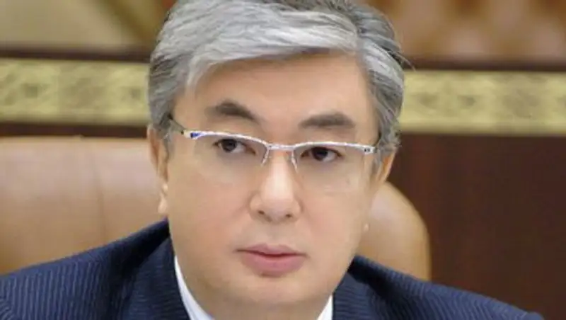 Сенаторы с пониманием отнесутся к предложению президента сократить каникулы - Токаев