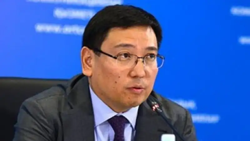 Школьные обеды в РК не будут приравнены к ресторанным