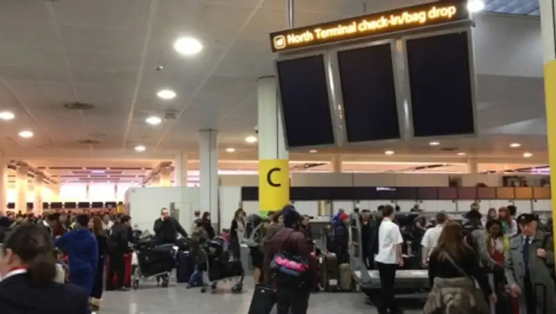 Британские аэропорты используются в качестве каналов для работорговли