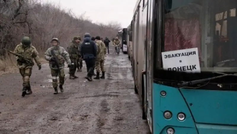 Власти ДНР обвинили силовиков в эвакуации из котла под видом беженцев