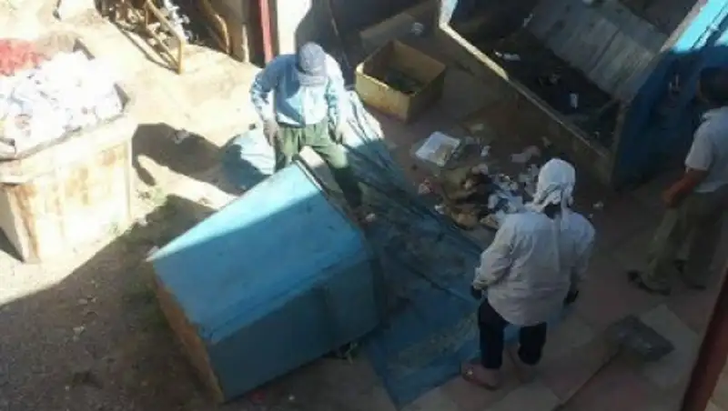 В Шымкенте рабочим за надругательство над госсимволом грозит лишение свободы до двух лет