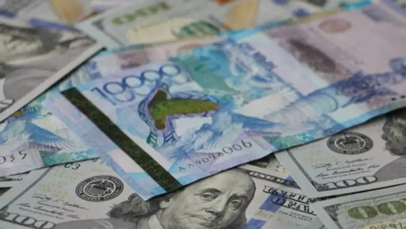 Акишев: Ситуация на валютном рынке стабильна