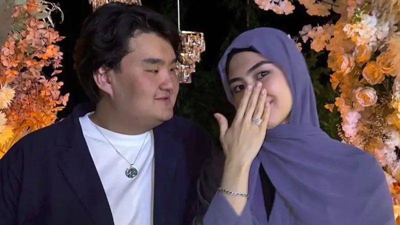 Жеу спермы писка порно онлайн Света Букинамен фильм