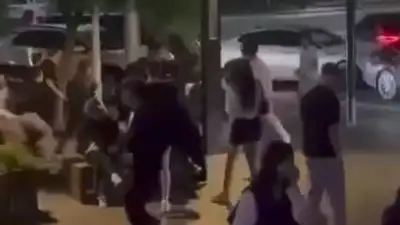 Массовая драка произошла в Алматы. Сообщают о стрельбе , фото - Новости Zakon.kz от 16.09.2023 19:50