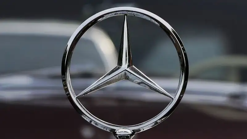 Mercedes объединился с Google для создания суперкомпьютера