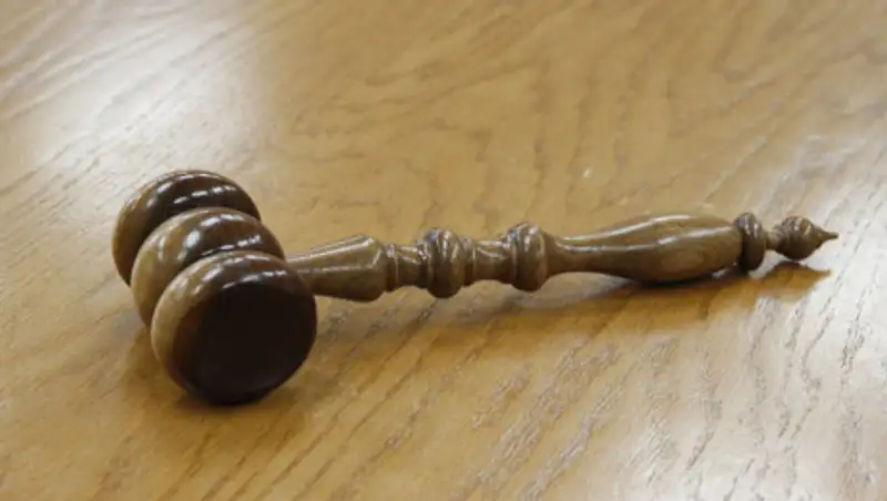 Экс-глава службы ДЧС в СКО осужден за взятку в 1200 долларов