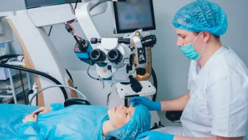 В Каком возрасте можно делать лазерную коррекцию зрения