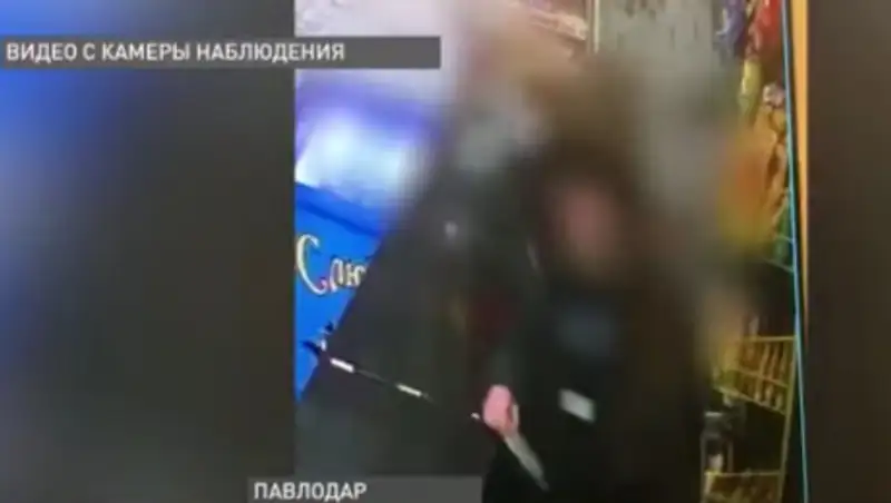 Пьяного грабителя в Павлодаре сняли на видео