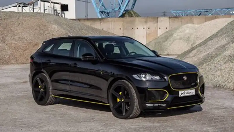 Jaguar анонсировал хардкорный F-Pace