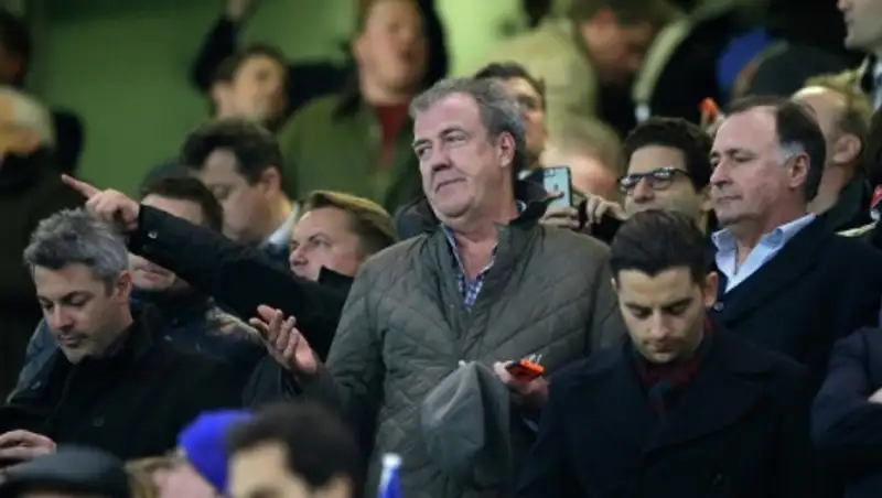 Экс-ведущий Top Gear получил от BBC миллион фунтов