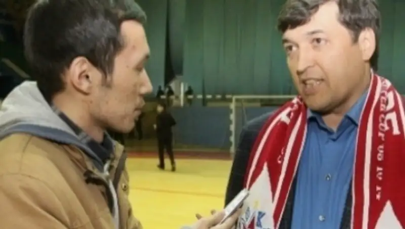 Гендиректор «Актобе» демонстративно прервал беседу журналистов с главным тренером