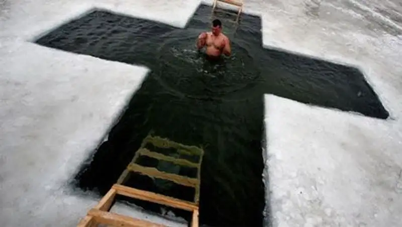 Власти Темиртау не смогли организовать проруби для купания горожан в праздник Крещения