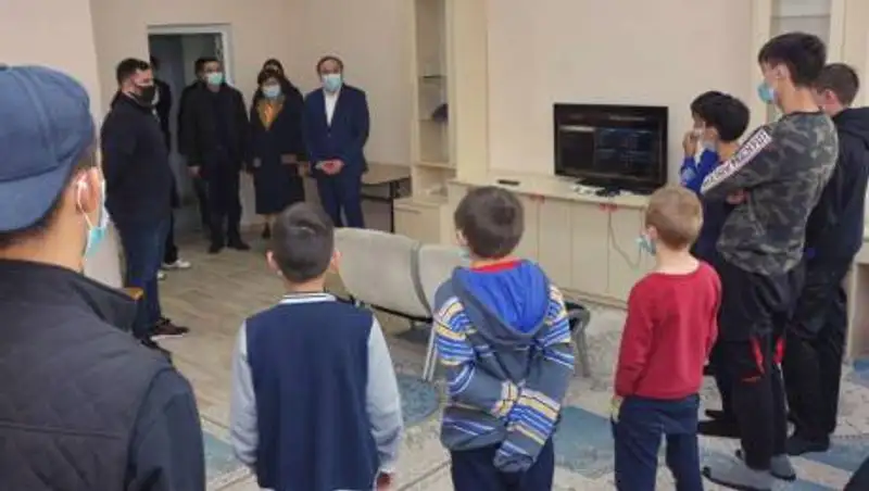 Бабакумаров посетил Центр адаптации несовершеннолетних в Алматы